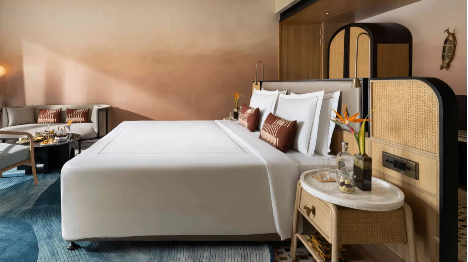 Luxury Sea View Room King Bed with Balcony